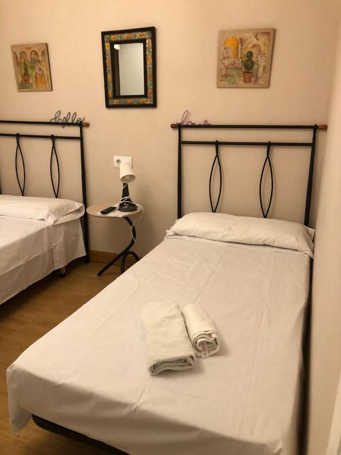 ホテル Habitacion Doble エステーリャ エクステリア 写真